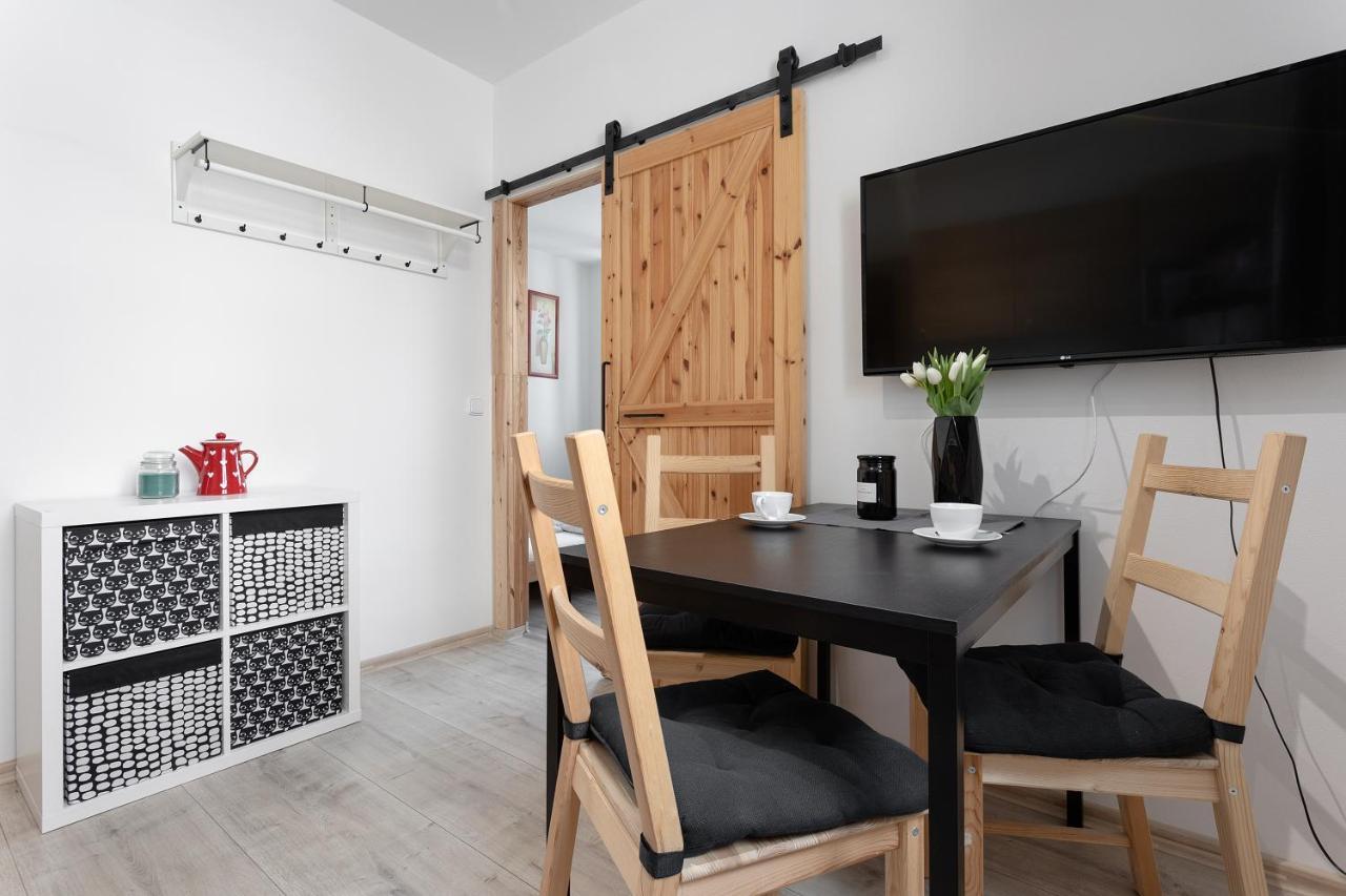 Apartmany Vlevo&Dole Рокитнице над Ийзероу Екстериор снимка