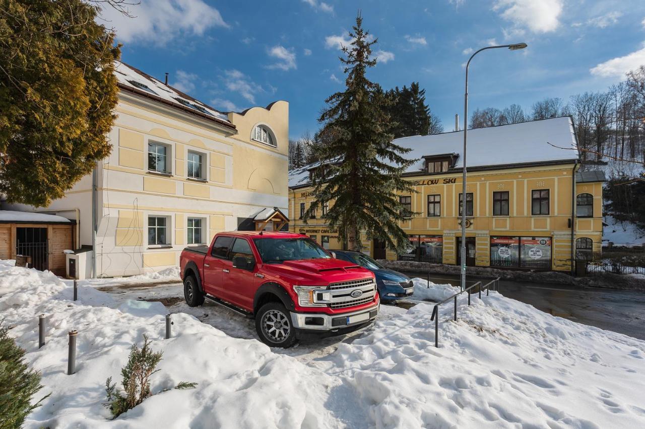 Apartmany Vlevo&Dole Рокитнице над Ийзероу Екстериор снимка